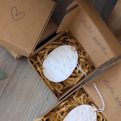 Ovo em gesso perfumado